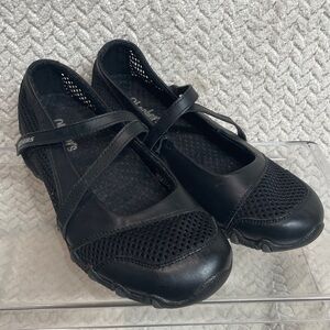 Skechers Y2K Bikers Black Leather Mesh Criss Cross Sporty Mary Jane Sneakerina